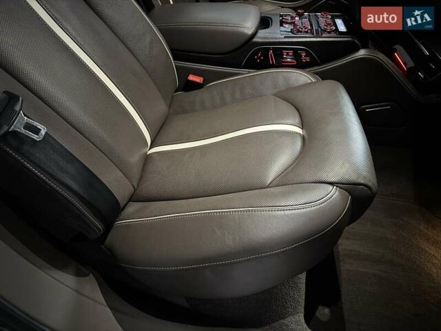 Черный Ауди А8, объемом двигателя 6.3 л и пробегом 270 тыс. км за 15900 $, фото 34 на Automoto.ua