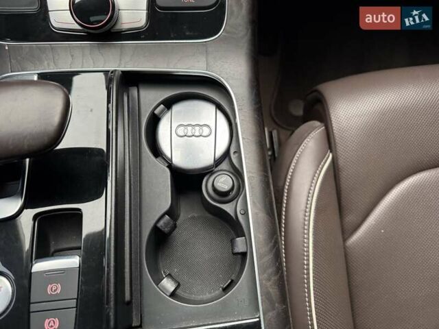 Черный Ауди А8, объемом двигателя 6.3 л и пробегом 270 тыс. км за 15900 $, фото 74 на Automoto.ua