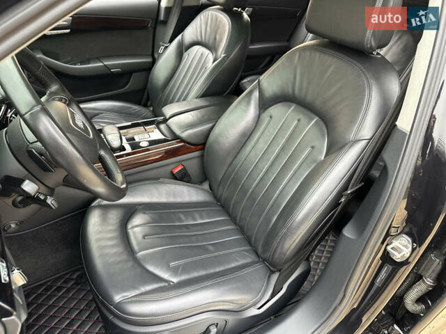 Черный Ауди А8, объемом двигателя 2.97 л и пробегом 140 тыс. км за 19900 $, фото 44 на Automoto.ua