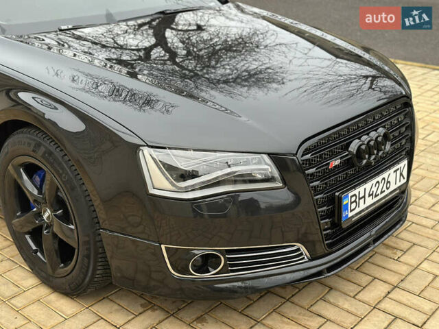 Черный Ауди А8, объемом двигателя 2.97 л и пробегом 140 тыс. км за 19900 $, фото 5 на Automoto.ua