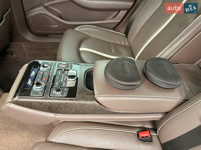 Черный Ауди А8, объемом двигателя 4.16 л и пробегом 246 тыс. км за 17500 $, фото 30 на Automoto.ua