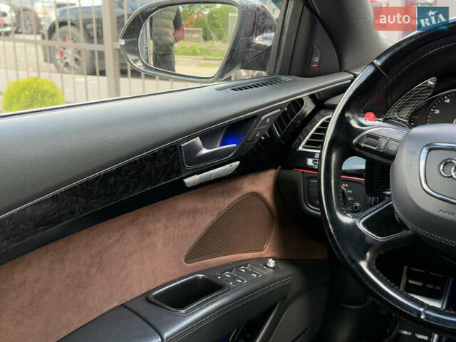 Черный Ауди А8, объемом двигателя 3 л и пробегом 206 тыс. км за 21700 $, фото 25 на Automoto.ua