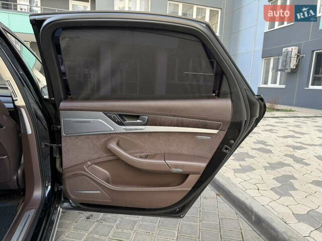 Черный Ауди А8, объемом двигателя 4.13 л и пробегом 220 тыс. км за 18900 $, фото 65 на Automoto.ua