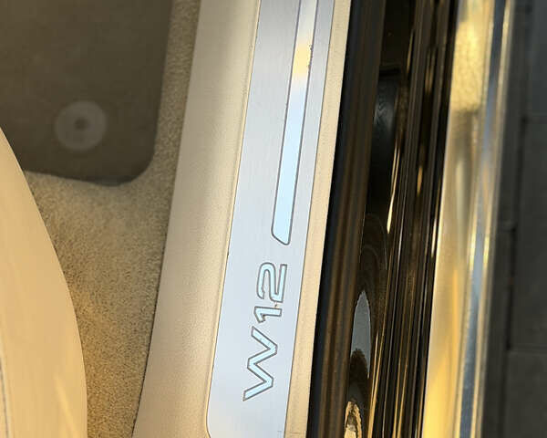 Черный Ауди А8, объемом двигателя 6.3 л и пробегом 358 тыс. км за 14800 $, фото 23 на Automoto.ua