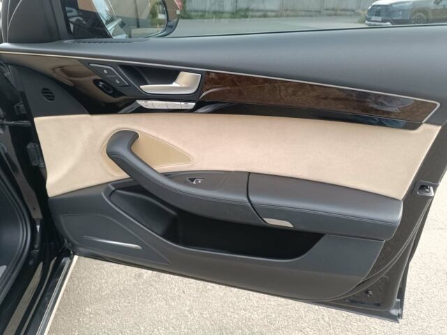 Черный Ауди А8, объемом двигателя 4.2 л и пробегом 106 тыс. км за 20990 $, фото 32 на Automoto.ua