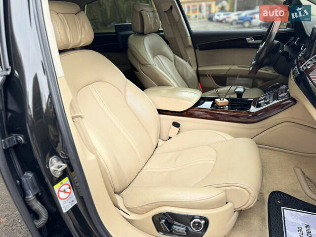 Черный Ауди А8, объемом двигателя 4.2 л и пробегом 300 тыс. км за 18500 $, фото 30 на Automoto.ua