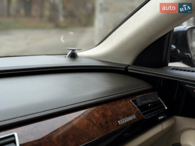 Черный Ауди А8, объемом двигателя 4.2 л и пробегом 300 тыс. км за 18500 $, фото 62 на Automoto.ua