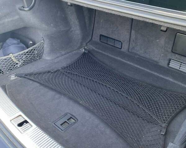 Черный Ауди А8, объемом двигателя 3 л и пробегом 200 тыс. км за 22500 $, фото 28 на Automoto.ua