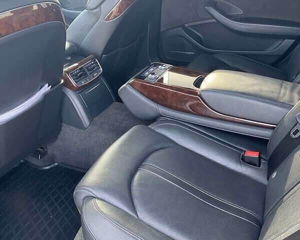 Черный Ауди А8, объемом двигателя 3 л и пробегом 200 тыс. км за 22500 $, фото 29 на Automoto.ua
