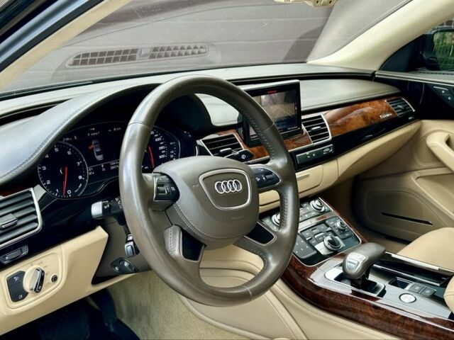 Черный Ауди А8, объемом двигателя 4 л и пробегом 250 тыс. км за 23999 $, фото 23 на Automoto.ua