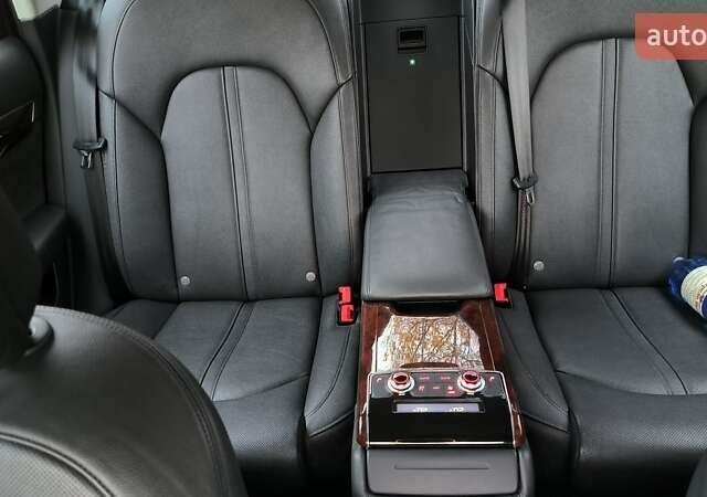 Черный Ауди А8, объемом двигателя 3 л и пробегом 289 тыс. км за 21400 $, фото 36 на Automoto.ua