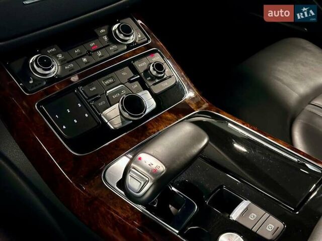 Черный Ауди А8, объемом двигателя 2.97 л и пробегом 323 тыс. км за 24990 $, фото 24 на Automoto.ua