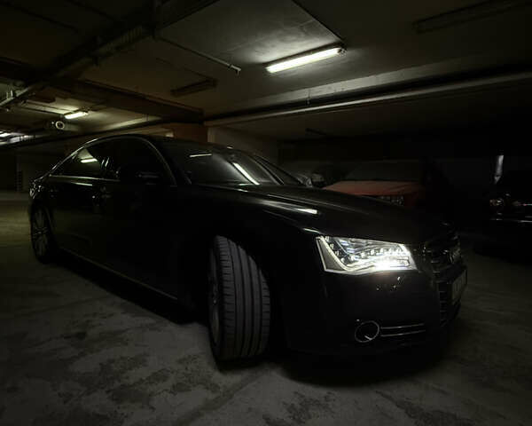 Черный Ауди А8, объемом двигателя 4 л и пробегом 240 тыс. км за 26000 $, фото 9 на Automoto.ua