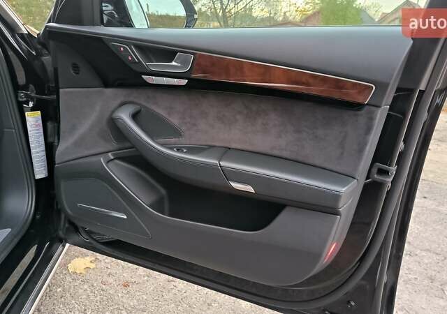 Черный Ауди А8, объемом двигателя 3 л и пробегом 289 тыс. км за 21400 $, фото 35 на Automoto.ua