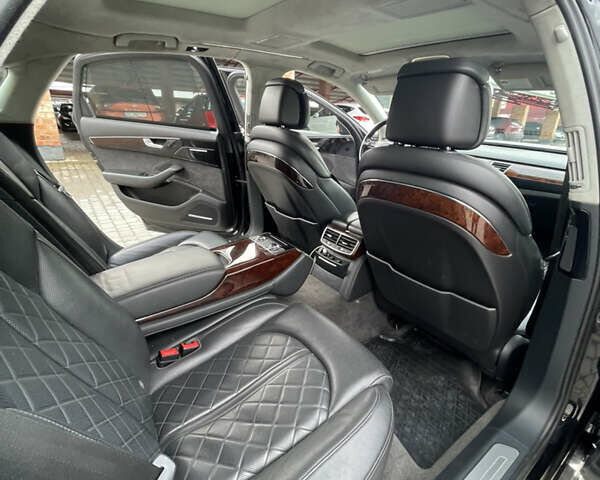 Черный Ауди А8, объемом двигателя 3 л и пробегом 112 тыс. км за 16000 $, фото 13 на Automoto.ua