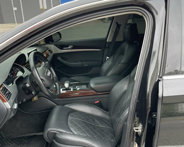 Черный Ауди А8, объемом двигателя 3 л и пробегом 155 тыс. км за 16500 $, фото 3 на Automoto.ua