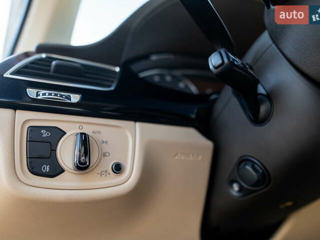 Черный Ауди А8, объемом двигателя 3 л и пробегом 242 тыс. км за 15900 $, фото 29 на Automoto.ua