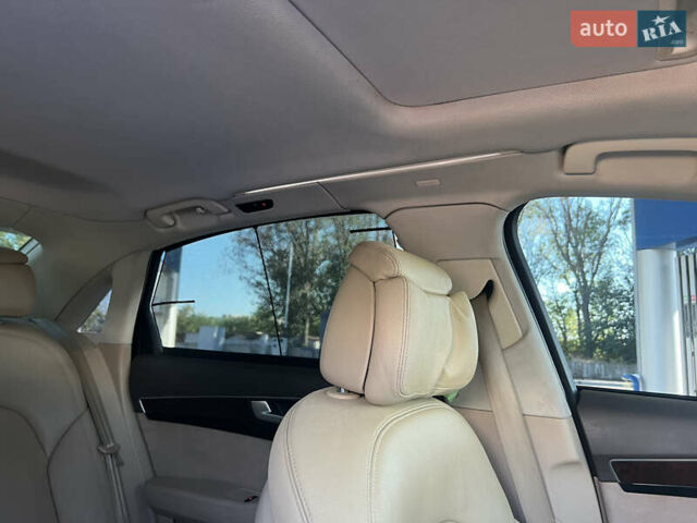 Чорний Ауді A8, об'ємом двигуна 3 л та пробігом 186 тис. км за 18900 $, фото 22 на Automoto.ua