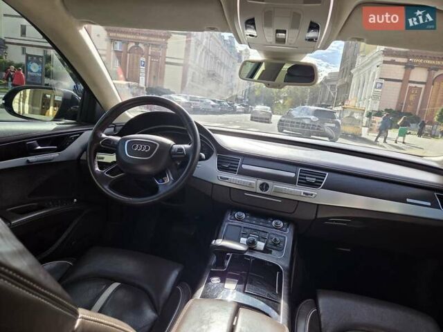 Черный Ауди А8, объемом двигателя 3.99 л и пробегом 155 тыс. км за 25500 $, фото 19 на Automoto.ua