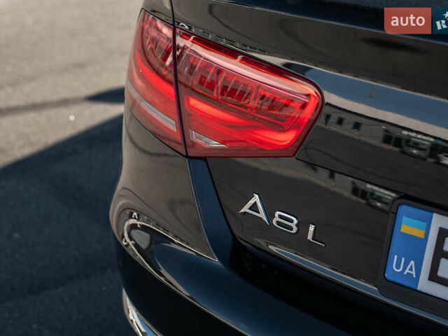 Черный Ауди А8, объемом двигателя 3 л и пробегом 242 тыс. км за 15900 $, фото 12 на Automoto.ua