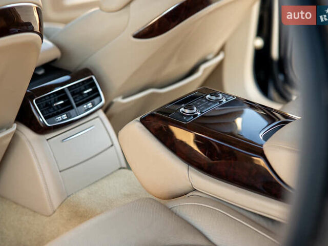 Черный Ауди А8, объемом двигателя 3 л и пробегом 242 тыс. км за 15900 $, фото 51 на Automoto.ua