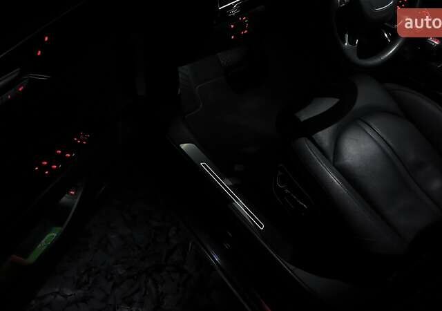 Черный Ауди А8, объемом двигателя 3 л и пробегом 289 тыс. км за 21400 $, фото 84 на Automoto.ua