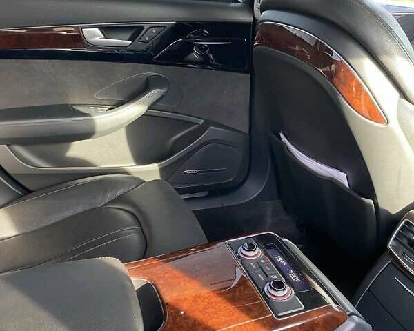 Черный Ауди А8, объемом двигателя 3 л и пробегом 200 тыс. км за 22500 $, фото 27 на Automoto.ua
