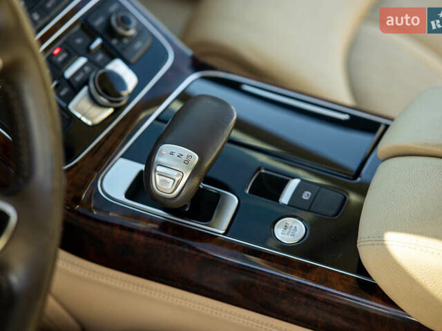 Черный Ауди А8, объемом двигателя 3 л и пробегом 242 тыс. км за 15900 $, фото 45 на Automoto.ua