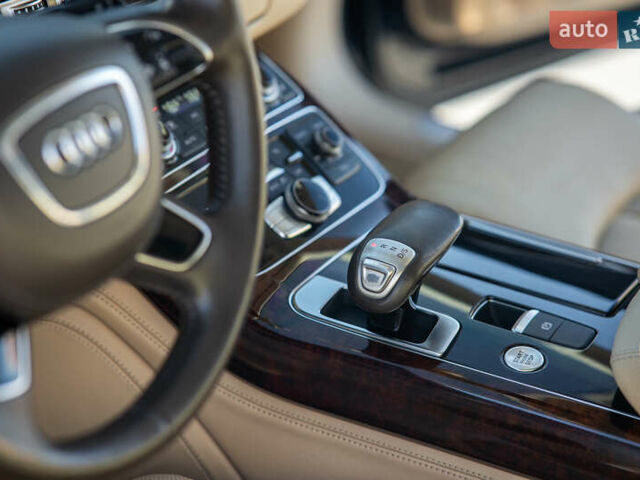 Черный Ауди А8, объемом двигателя 3 л и пробегом 242 тыс. км за 15900 $, фото 39 на Automoto.ua