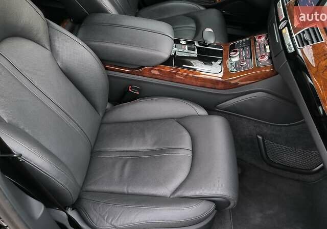 Черный Ауди А8, объемом двигателя 3 л и пробегом 289 тыс. км за 21400 $, фото 34 на Automoto.ua