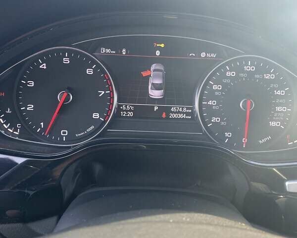 Черный Ауди А8, объемом двигателя 3 л и пробегом 200 тыс. км за 22500 $, фото 25 на Automoto.ua