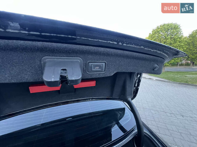 Черный Ауди А8, объемом двигателя 3 л и пробегом 300 тыс. км за 16800 $, фото 13 на Automoto.ua