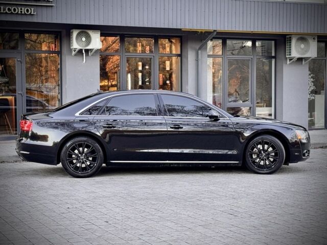 Черный Ауди А8, объемом двигателя 3 л и пробегом 240 тыс. км за 22500 $, фото 3 на Automoto.ua