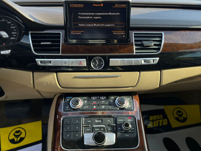 Чорний Ауді A8, об'ємом двигуна 3 л та пробігом 375 тис. км за 22790 $, фото 18 на Automoto.ua