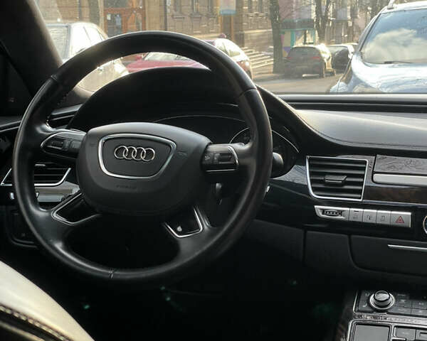 Чорний Ауді A8, об'ємом двигуна 3 л та пробігом 194 тис. км за 19800 $, фото 75 на Automoto.ua