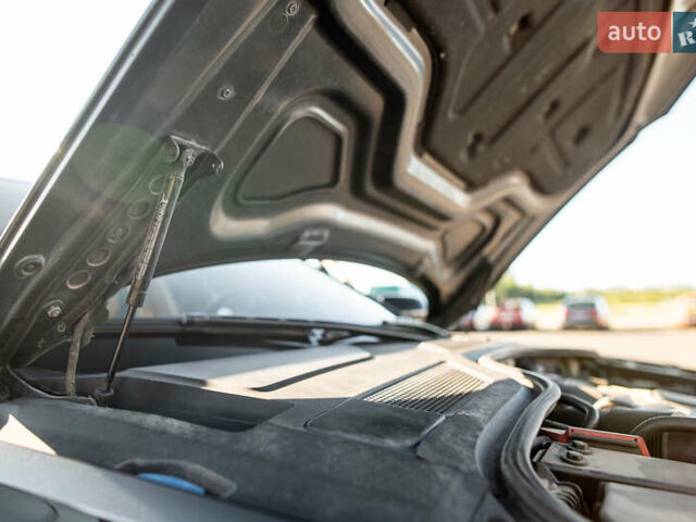 Черный Ауди А8, объемом двигателя 3 л и пробегом 242 тыс. км за 15900 $, фото 61 на Automoto.ua