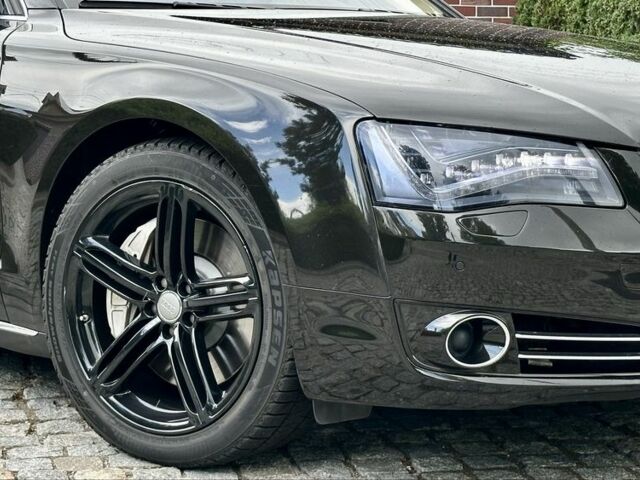 Черный Ауди А8, объемом двигателя 4 л и пробегом 250 тыс. км за 23999 $, фото 10 на Automoto.ua