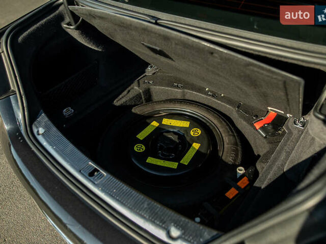 Черный Ауди А8, объемом двигателя 3 л и пробегом 242 тыс. км за 15900 $, фото 55 на Automoto.ua