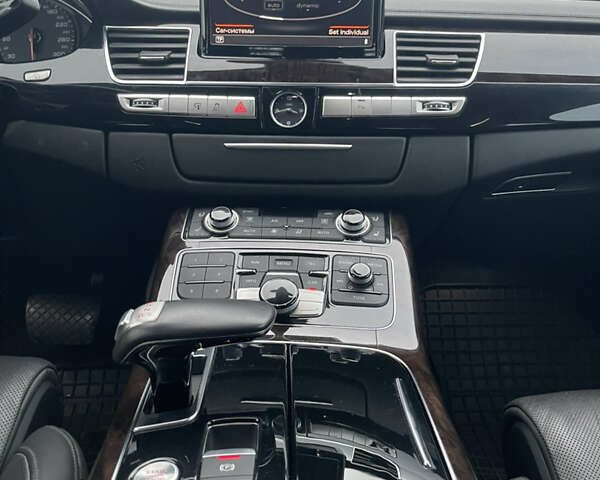 Чорний Ауді A8, об'ємом двигуна 3 л та пробігом 160 тис. км за 24000 $, фото 57 на Automoto.ua