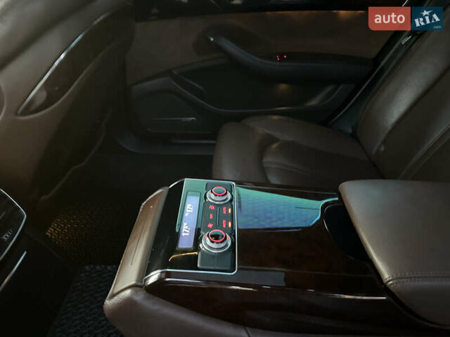 Ауди А8 2013 в Тернополе на Automoto.ua Черный Ауди А8, объемом двигателя 3 л и пробегом 290 тыс. км за 26500 $, фото 37 на Automoto.ua