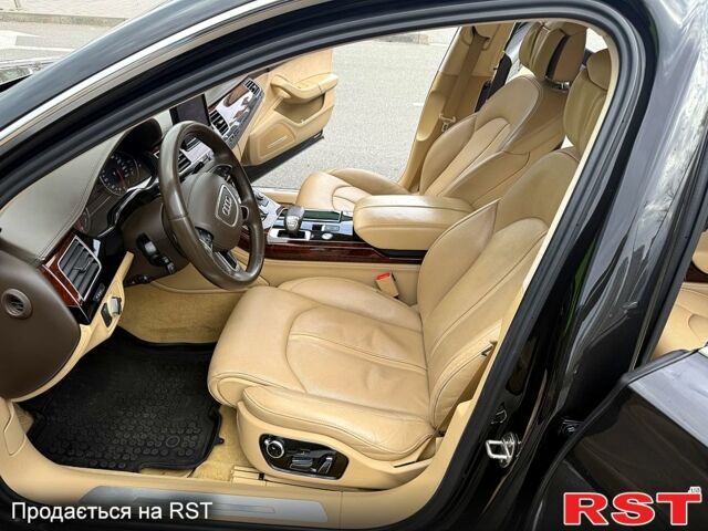 Черный Ауди А8, объемом двигателя 4 л и пробегом 200 тыс. км за 18500 $, фото 10 на Automoto.ua