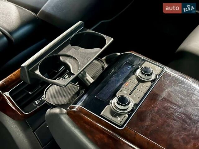 Черный Ауди А8, объемом двигателя 2.97 л и пробегом 323 тыс. км за 23900 $, фото 29 на Automoto.ua