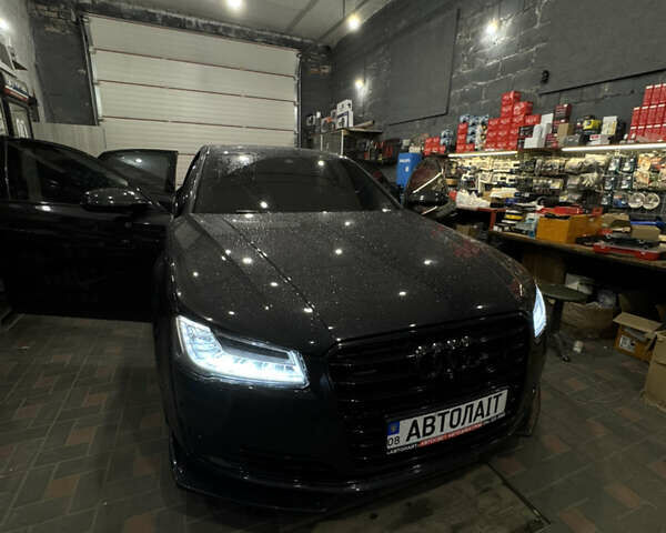 Черный Ауди А8, объемом двигателя 3.99 л и пробегом 174 тыс. км за 27500 $, фото 52 на Automoto.ua