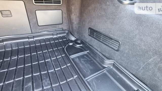 Черный Ауди А8, объемом двигателя 2.97 л и пробегом 216 тыс. км за 23999 $, фото 29 на Automoto.ua