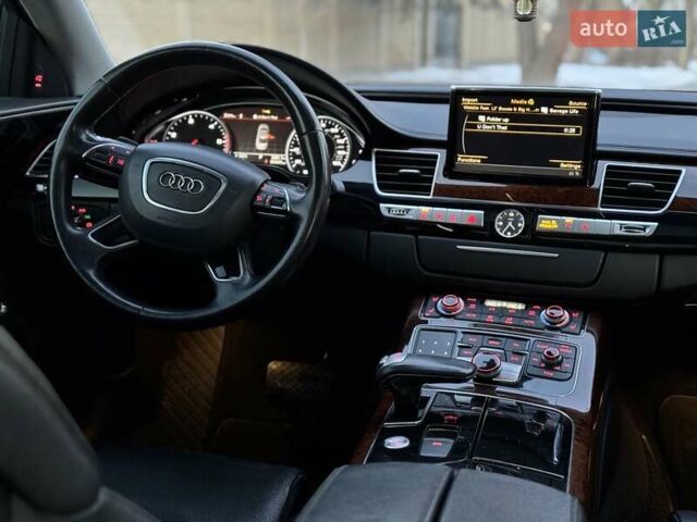 Черный Ауди А8, объемом двигателя 3 л и пробегом 261 тыс. км за 19750 $, фото 26 на Automoto.ua