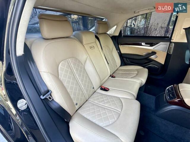 Черный Ауди А8, объемом двигателя 3.99 л и пробегом 175 тыс. км за 15900 $, фото 24 на Automoto.ua