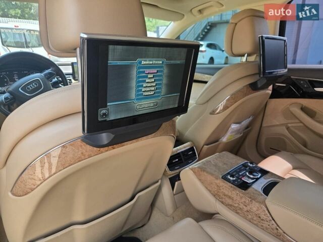 Чорний Ауді A8, об'ємом двигуна 2.97 л та пробігом 235 тис. км за 20000 $, фото 11 на Automoto.ua