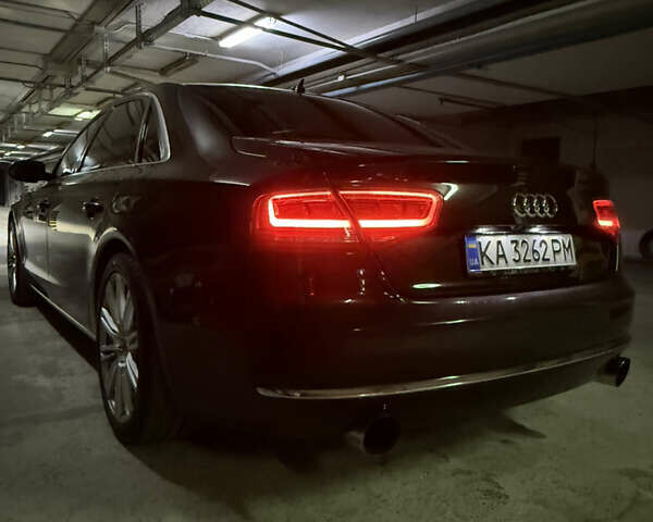 Черный Ауди А8, объемом двигателя 4 л и пробегом 240 тыс. км за 26000 $, фото 6 на Automoto.ua