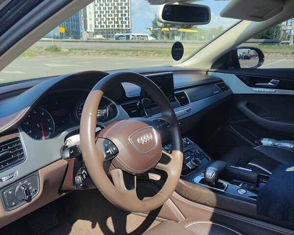 Черный Ауди А8, объемом двигателя 4 л и пробегом 213 тыс. км за 25000 $, фото 27 на Automoto.ua