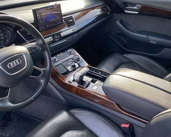 Черный Ауди А8, объемом двигателя 3 л и пробегом 200 тыс. км за 22500 $, фото 22 на Automoto.ua